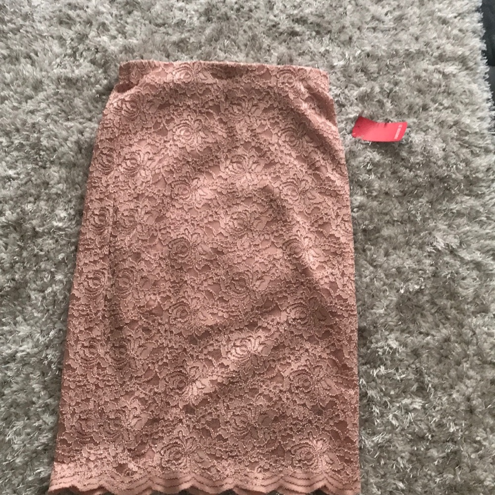 High wait lace skirt